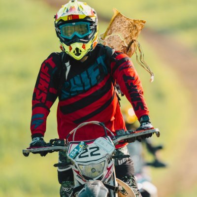 novice_forever_'s profile picture. 岩手のはじっこでオフロード基礎練場所を細々と整備中。一緒に遊んでくれる人DMください。ASIAWING/RX230F/SUZUKI/GSX1400/HONDA/バックするカブ主/乗る度初心者返り/練習覚え悪い/'24宅建合格/'25FP２級合格して少し休養/成分献血230回超え/のん（能年玲奈）応援