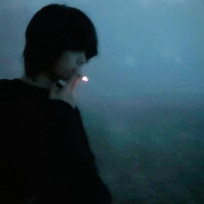 emptyinside77's profile picture. 