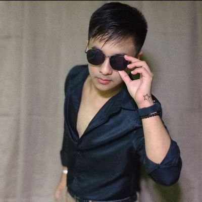 myBapc10's profile picture. Learning is a continuous process that happens every day // Night fury 🖤