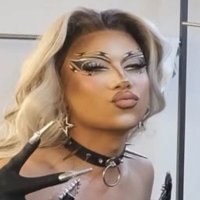 miki (@mikiesquex) 's Twitter Profile