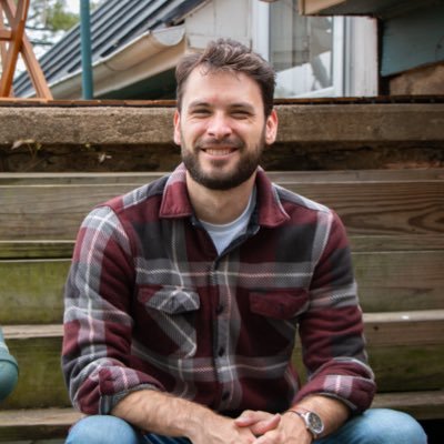 I'm John McAuliff - small businessowner and the Democratic nominee running to flip Virginia's 30th House District. No ‘e’ and no, no relation.