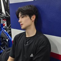 iza🫀 (@chanheeluvr_) 's Twitter Profile