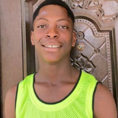 tsitsi6976's profile picture. Victory