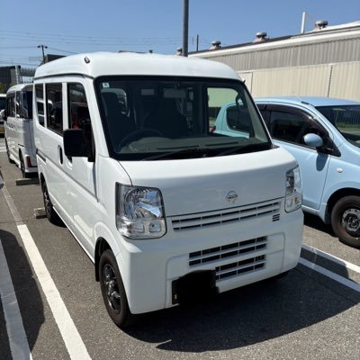 42歳妻子持ち。中間管理職で疲弊し脱サラ→開業。いい歳だけど転職、脱サラしたいという方を応援しています。ペルソナを過去の自分に据えて発信。Amazon Flex中心に稼働中。ネガティブ発言多い方は苦手です。企業配、単身引越、家具家電のセッティング等、お仕事のご依頼はDMください!