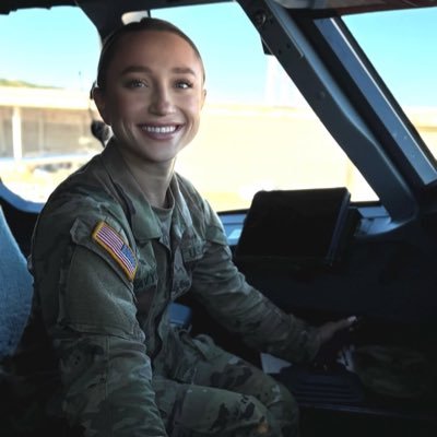HernadezSavyuk4's profile picture. Proud to be a female soldier in the U.S. Army..