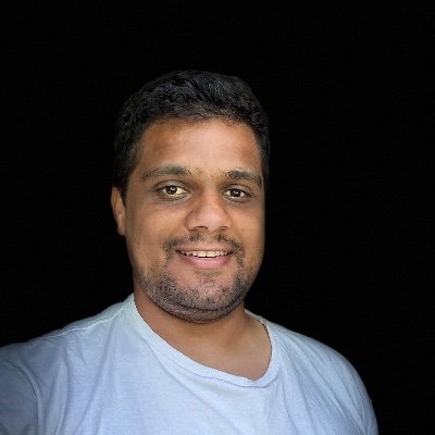 👨🏿💻Mobile Developer | 🎓 WWDC2020 Swift Student Challenge Winner | 🍎 Apple Entrepreneur Camp | 🌈 Creator of Blox: https://t.co/h2pK9OrJUf
