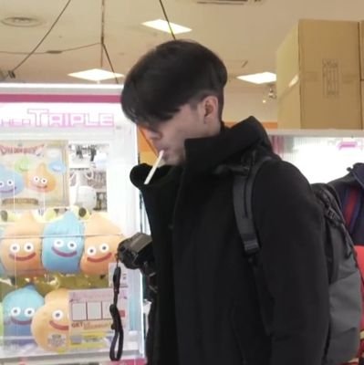 NAKIT_15's profile picture. ซัพพอร์ตผู้ยิ๋งคลนี้หน่อยด้ไหมคะ!!