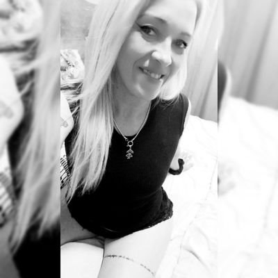 Lore3842's profile picture. ❣️𝐍𝐨 𝐧𝐞𝐜𝐞𝐬𝐢𝐭𝐨 𝐜𝐨𝐪𝐮𝐞𝐭𝐞𝐚𝐫, 𝐭𝐞 𝐬𝐞𝐝𝐮𝐜𝐢𝐫é 𝐜𝐨𝐧 𝐦𝐢 𝐭𝐨𝐫𝐩𝐞𝐳𝐚 ❣️