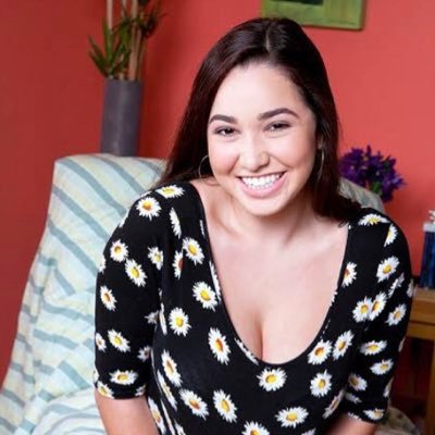 m_alexabliss's profile picture. 