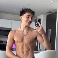 BradOnly (@okayteddi) 's Twitter Profile