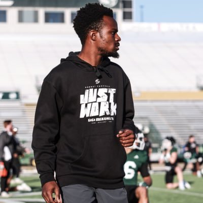 tj_robertson's profile picture. @sachornetsfb - Special Teams Assistant