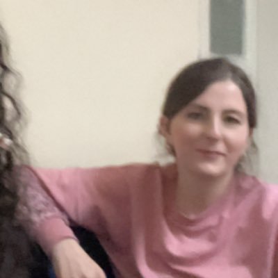 ayln_5ozgurr's profile picture. 