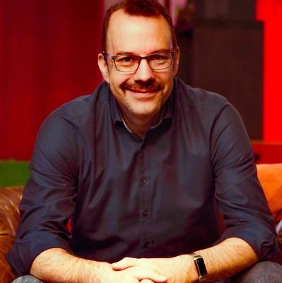 Digital Transformation Executive / CDO / CEO. Re-invention Enthusiast & Passionate about People. Happy Dad & Born Dancer. Opinions my own.
