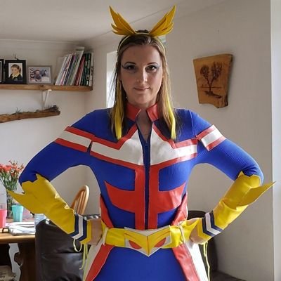 I read & make things. I'm a Secondary School Librarian, Librarian Network Lead, Primary School Governor and a Mum. I wear a lot of dresses with books on.