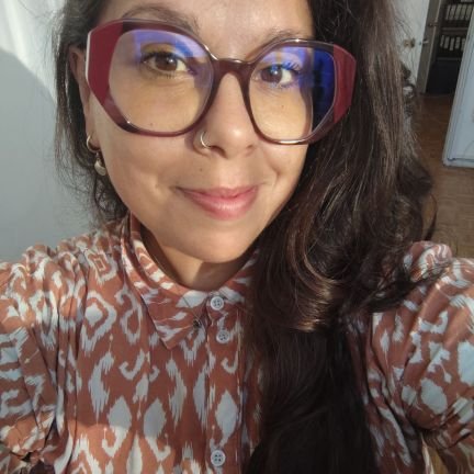 ChaparroYohanna's profile picture. Estudio Percusión
Amo conocer cosas nuevas. 
Sacar fotitos es maipashion
La Melaza Candombe 💛

El Amor Revoluciona 💞