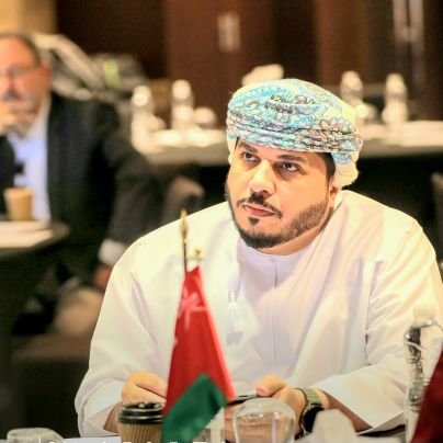 المكلف بأعمال الرئيس التنفيذي في @ocooman | باحث دكتوراه في ادارة المواهب وتطوير كفاءة القادة|خدمة الإنسان أعظم رسالة.