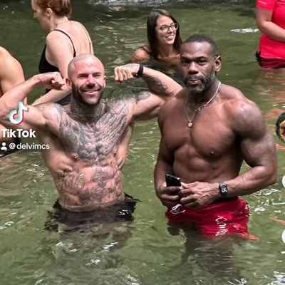 DeFi, TradFi & Web3 expert. music Fashion, gym ⚽️ 🏀 🥊 Insta - @delvimcs