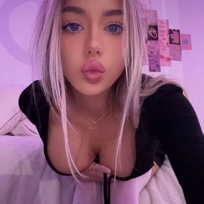 SandraOliv35699's profile picture. on your dick💦💋♥️