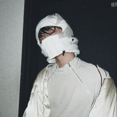 benn_hoon's profile picture. ɪ⭑ᴄᴀɴᴅʏ 💕