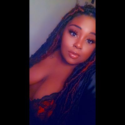 NawImForrealHoe's profile picture. Mayhem The Titty Jiggler & The Innovator | Pan 🏳️‍🌈 |New Yorker | I jiggle titties & mind my business