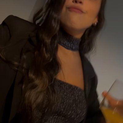 miachavaraa_'s profile picture. 