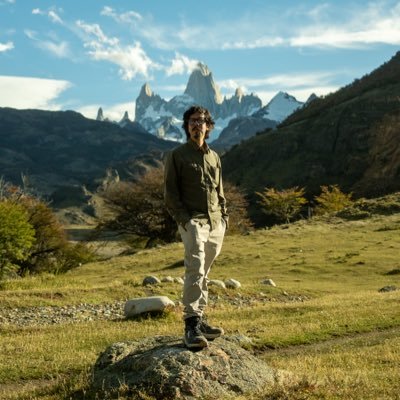 📸 fotógrafo, ✈️ viajero, 👨💻 tech 🤓 nerd y mucho ☕ café
🌎 explorar, capturar, crear, viajar
📸 fundador @yluux
🚀🛰️ nos vemos! https://t.co/36mwONKUMO