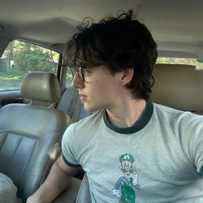 theodorofoster's profile picture. Perdí mi otra cuenta @theofournierr