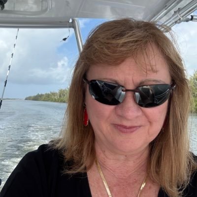 hronyetzd's profile picture. Retired Budget Specialist, Human Resources. Executive Assistant in many industries. Married, Enjoy boating, fishing, snorkeling, hiking, reading.