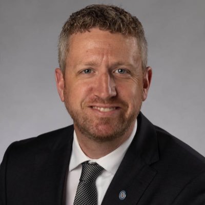 MLA for Timberlea-Prospect. 29th Premier of Nova Scotia. Former Minister of Environment; Lands and Forestry; L'nu Affairs; & Intergovernmental Affairs.