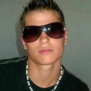 Fernand63865679's profile picture. Soy chavo de 27 años buscando chicas super cachondas y pasarla bien