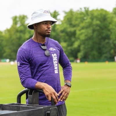 ll D |Ml V ll WVSU Alum Player Personnel IG: Rob__Branch