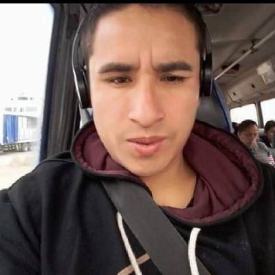 me gusta una mujer cuando se maquilla con decencia, elegancia, inteligencia, y se comporta con molestia ✍️🧠📝