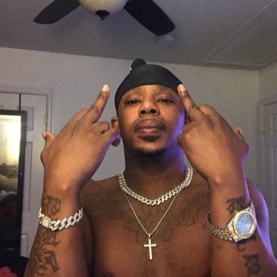 🍾🍾🍾🍾🍾bday 4/29. show ya boy some love $hotboii0429 just vibe chill brother living life