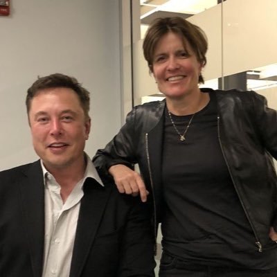 |Confidential Associate| Protecting @elonmusk is my #1 job. Cybercrime tools on, digital shield up. Tesla, MediaAide, Grok.