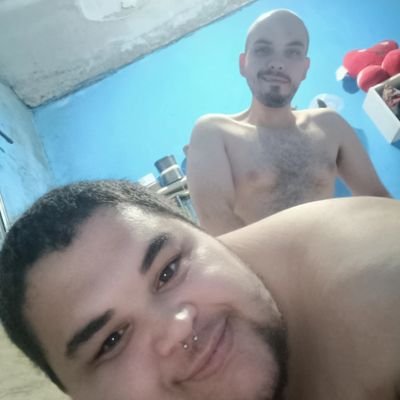 For exclusive content, DM us.
We also make video calls.
Fazemos packs 💸, conteúdos personalizados 🔥, só chamar na DM.