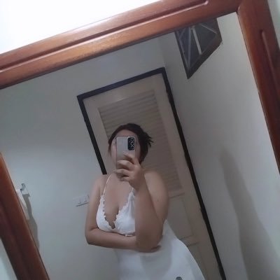 XphiS2591's profile picture. พอหัดเล่น