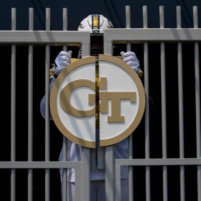 OL | 6’5 | 325lb | Blessings are on the way🙏🏿 7 long days, 7 long nights 🌙