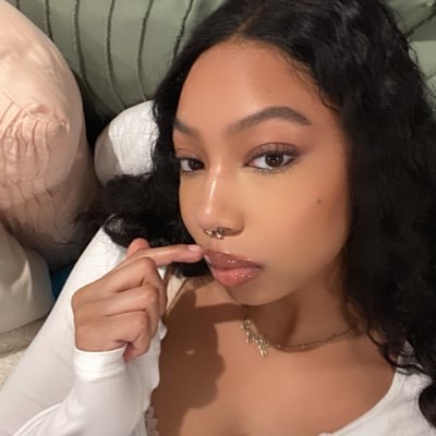 jaisinlimerxnce's profile picture. 𝐈 𝐦𝐚𝐤𝐞 𝐚𝐫𝐭 𝐬𝐨𝐦𝐞𝐭𝐢𝐦𝐞𝐬 ミ★