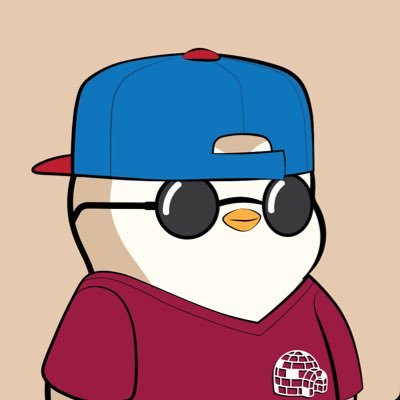 hustling_pengu's profile picture. Living on the edge of the market 📈💸