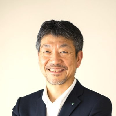 ケルプ研究所代表。酵素製造を父から、老舗ヨガスクールは血縁のない創業者から後継。真の健康は正しい食、適宜の運動、明るい心で自分自身で築き上げるもの。酵素とヨガでお手伝い。大学、銀行でラグビー/エクスマ85期/食品保健指導士♡ビール/日本酒/ワイン/ラグビー観戦/ゴルフ少々/納豆=中粒派🤗 #酵素生活 #ヨガライフ