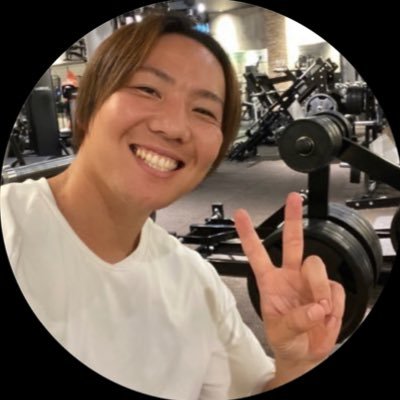 〈筋トレ兼タクドラ兼日常アカ〉 柔道初段・ベンチプレス125kg ・スクワット130kg ・デッドリフト160kg ・アームカール50kg。シングルファザーの日常をポストしてます!タクドラ垢@tokyotakudora01 筋トレ垢 @kintore_main よろしくお願いします!!