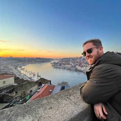 AntGlez28's profile picture. Malaguista sufridor desde 1993. Pianista.