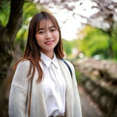 🍒元々ＨＳＰ気質＆「痛いくらいにいい子育ち」だったアダルトチルドレンの私。🍰
そんな私が、➡︎「ぶっちゃけて自分に正直に生きるために」エッセーや物語＆マンガを書いています。🌸
※物語、エッセー、マンガはプライバシー配慮のため創作表現です。