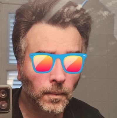 Élevé au Péritel, VGA et French SECAM ! Vivre jeune, mûrir vieux.