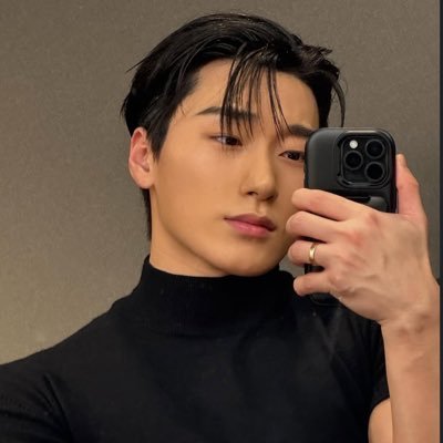 for #에이티즈 and #스트레이키즈 chronic san lover 🫶 MDNI 🔞 new writer!! san centric mainly hehe (formerly @/lunatny_cs)