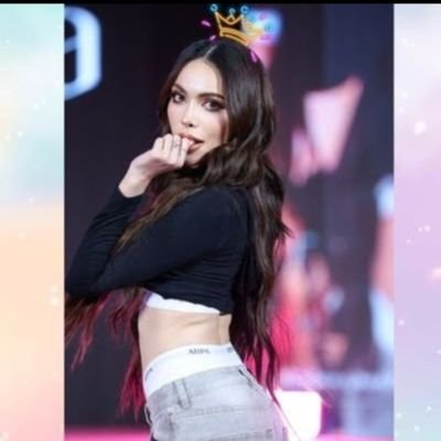 Jeniferlopp_13's profile picture. Charlotte Austin 🐰/ Engfa Waraha 🐶
 #Smiley 🪐🌻 #englot 🤍