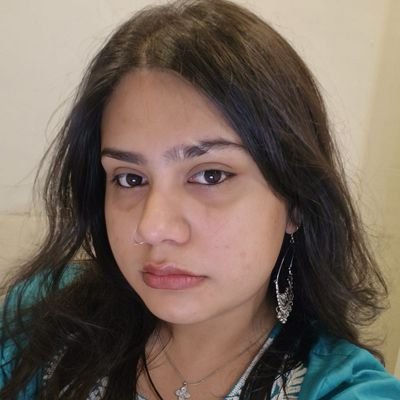 चिंदी • feminist • lgbtq+ ally • odd •

(she/her)