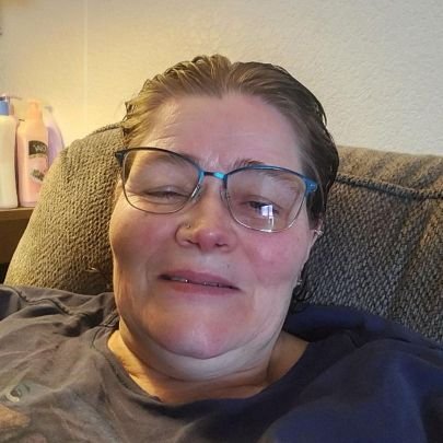 joelynElsie's profile picture. self Love♥️ self Respect