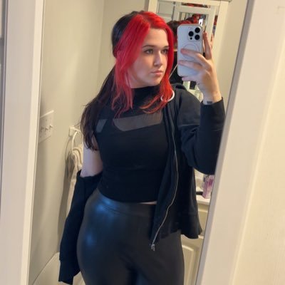 22 | less offline @twitch streamer | @Arzie774 ❤️ | @rredalternate | 4/14/05-11/30/19 🤍