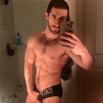 https://t.co/0y1SxeGcSi = Spoil me 😈 https://t.co/WHvafT7f1y 👻: amonroe1216 CashApp: $AlexMonroeXXX // Gamer 🎮 Gooner 😵💫 Findom 🤑